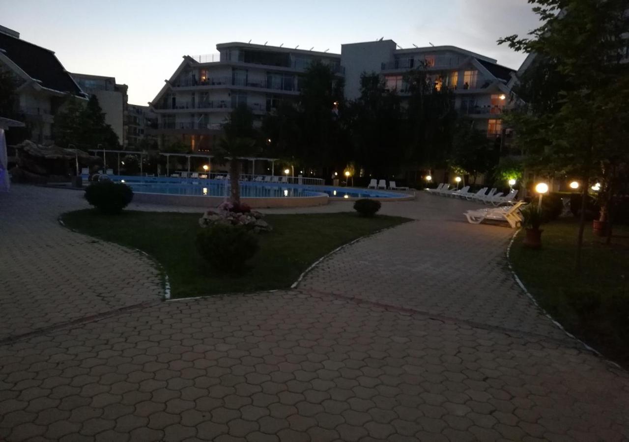 Charis Cozy Family Apart At Sun Village Complex Close To The Beach Sunny Beach Ngoại thất bức ảnh