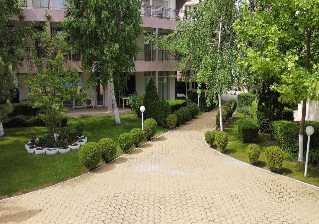 Charis Cozy Family Apart At Sun Village Complex Close To The Beach Sunny Beach Ngoại thất bức ảnh