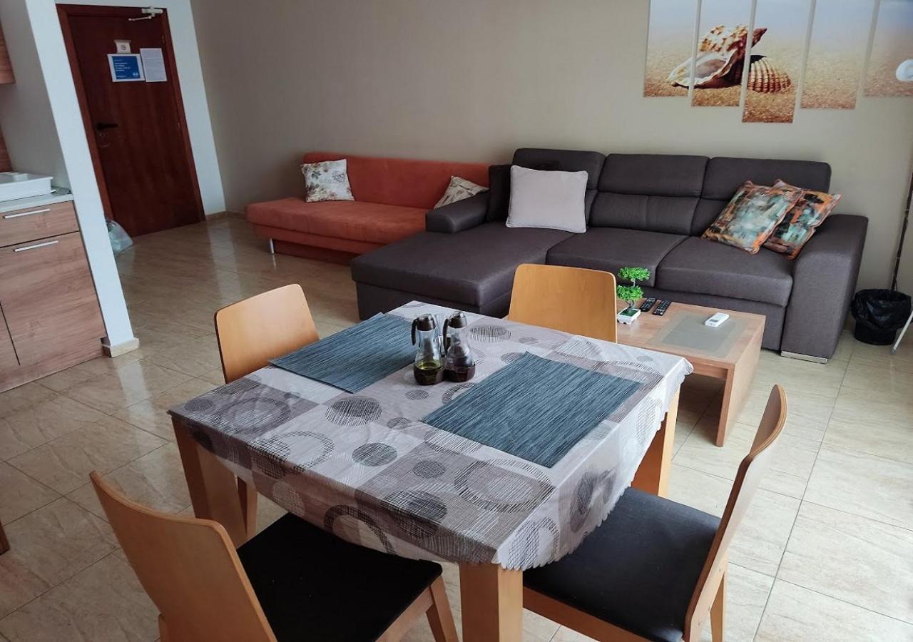 Charis Cozy Family Apart At Sun Village Complex Close To The Beach Sunny Beach Ngoại thất bức ảnh
